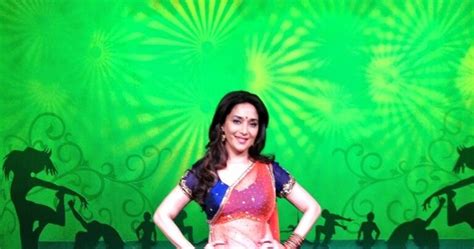 Madhuri Dixit teaches Ghagra