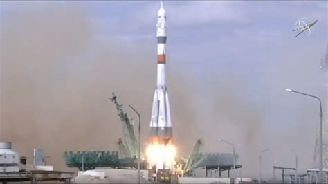 Expedition 63 Launch to the International Space Station - YouTube