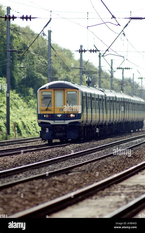 thameslink class 319 train on the midland main line Stock Photo - Alamy