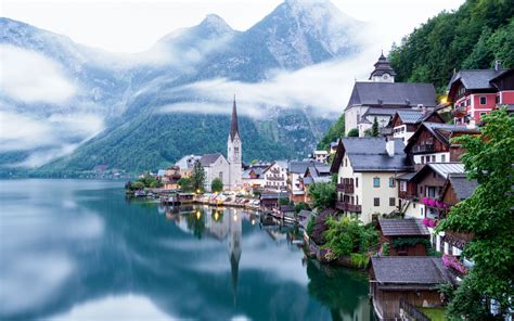 Download wallpaper 3840x2400 lake, mountains, village, hallstatt ...