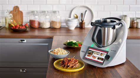 From Dumb to Smart Kitchen: 5 Best Kitchen Appliances For 2022