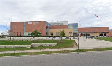 Brampton high school evacuated after spray released in cafeteria, 7 students taken to hospital ...