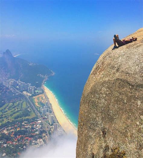 Pedra da Gávea, Rio de Janeiro, Brazil. Photo: Wellerson Boldrini | Manzara, Seyahat, Korkutucu