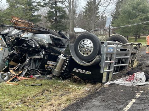 UPDATED: Tanker-Trailer Turnover in Russell Spills 4-5 Gallons of Hazardous Waste | Geauga ...