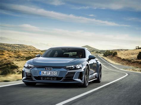 First Drive: Audi’s e-tron GT arrives as the firm’s EV range-topper ...