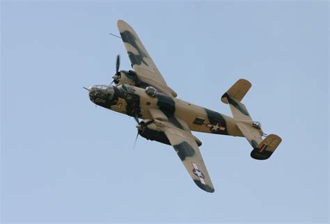 File:North American B-25 Mitchell Góraszka 2007.jpg - Wikipedia, the ...