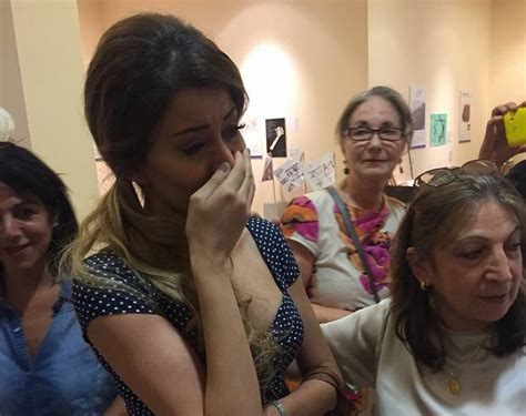 Miss Iraq Sarah Idan Cries During Visit to Babylonian Jewry Heritage Center — Israel Collective