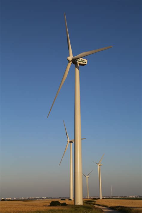 Acciona AW-70/1500 - 1,50 MW - Wind turbine