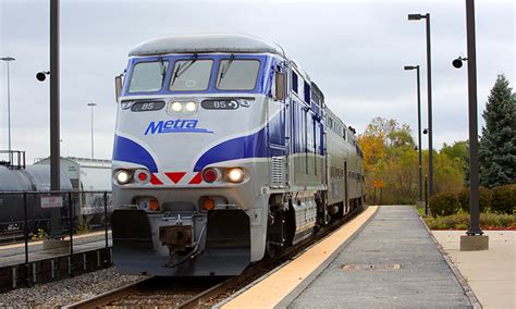 Metra begin rollout of train-tracking site