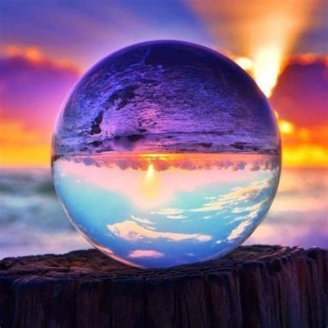 Glass ball; Crystal ball; Photo ball; Photo ideas; Magic in 2021 | Reflection photography ...