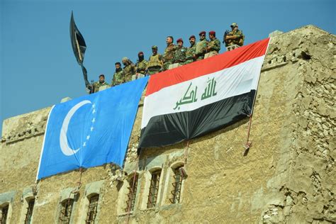 Iraqi and Turkmen flags on Kirkuk citadel : r/Turkey