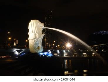 Night Show Merlion Statue Singapore Stock Photo 19004044 | Shutterstock