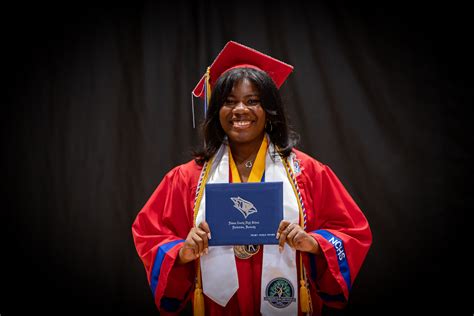 NCHS graduation ceremony - Nelson County Schools