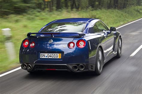 Fast Fun Cars: 2012 Nissan Skyline R35 GTR