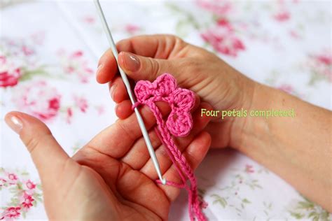 Super easy Crocheted Rose Tutorial - Knittting Crochet