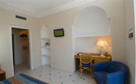 Sleep in Sorrento - Sea View Rooms in Sorrento Coast - Panoramic Rooms 4 Star Hotel Sorrento ...