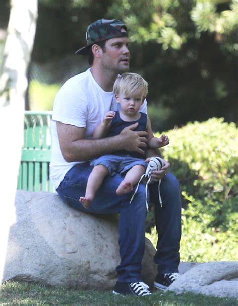 Mike Comrie & Luca: Father-Son Bonding Day | Celeb Baby Laundry