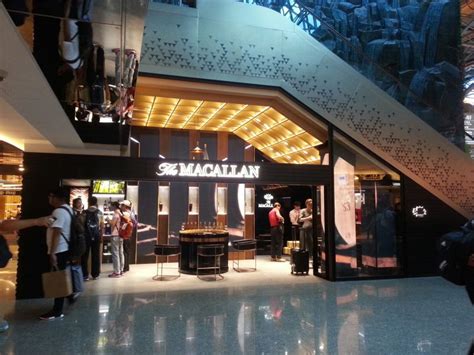 World's first The Macallan Boutique opens at Taiwan Taoyuan Airport ...