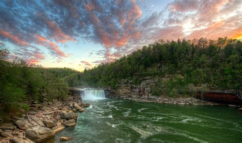 Cumberland Falls