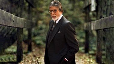 Amitabh Bachchan Looks Dapper in Black Suit, Actor Pens Lines from ...