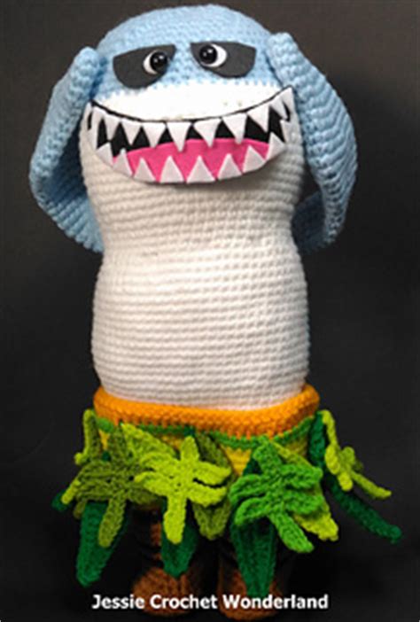 Ravelry: Maui Shark Head @ Moana pattern by Jessie Lin