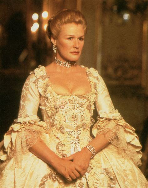 Dangerous Liaisons (1988)