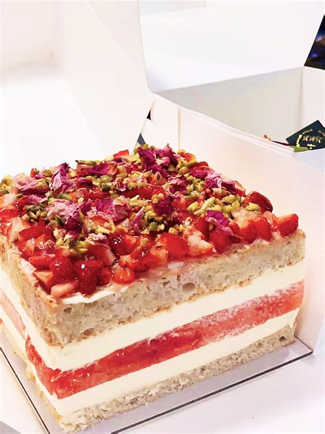 Strawberry Watermelon Cake – KNK Desserts