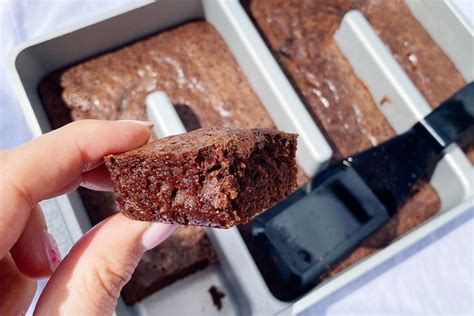 All-Edge Brownie Pan Review: We Tried the Nonstick Pan at Home