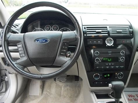 2008 Ford fusion interior dimensions