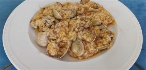 Arroz con Almejas Recipe (Rice with Clams)