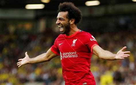 Agent sends warning message to Liverpool as Mo Salah scored in PL opener