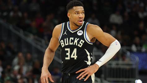 Giannis Antetokounmpo injury: Bucks star to return vs. Nets after ...