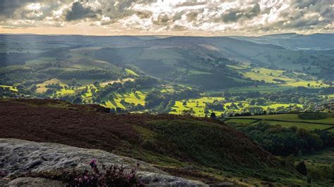 Hope Valley, Derbyshire [2048x1152] : britpics