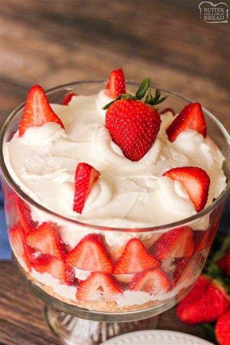 EASY STRAWBERRY TRIFLE RECIPE - Butter with a Side of Bread | Easy strawberry trifle recipe ...