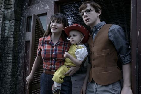 A Series of Unfortunate Events Books Summary | POPSUGAR Entertainment