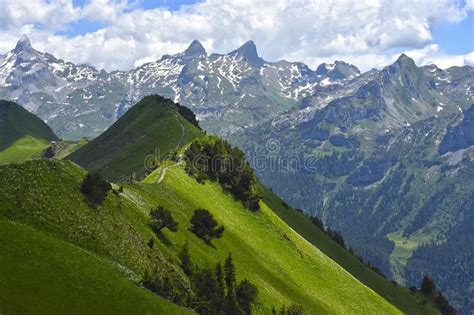 Mountainous Landforms, Mountain Range, Mountain, Nature Picture. Image: 123470213 | Nature ...