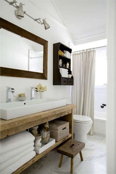 Idee per arredare il bagno in stile country | Custom bathroom vanity ...