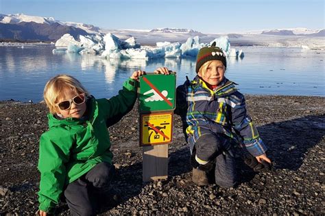 Visiting Diamond Beach Iceland: A Complete Guide For 2023