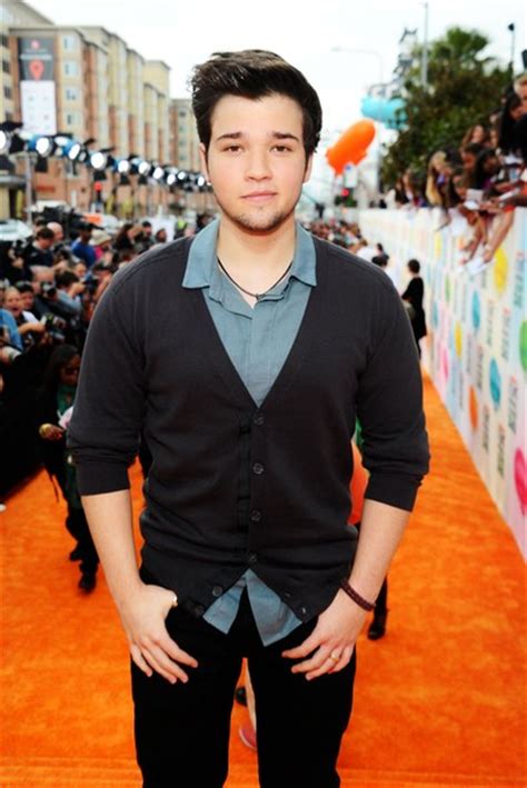 The iCarly cast at the Kids' Choice Awards 2012 orange carpet - iCarly ...