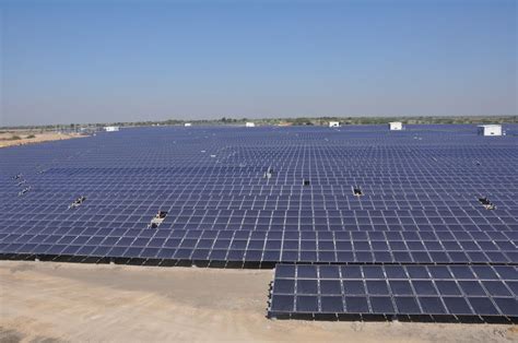 India approves massive new 5,000 megawatt solar farm - Climate Action