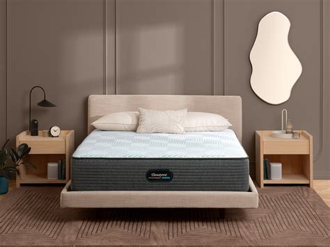 Beautyrest PressureSmart™ 2.0 13" Hybrid Medium Mattress