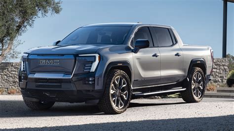 The 2024 GMC Sierra EV Denali Is a 754-HP Luxury Electric Pickup Truck ...