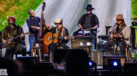 Farm Aid 2022 Lineup: Willie Nelson, Margo Price, Dave Matthews & More