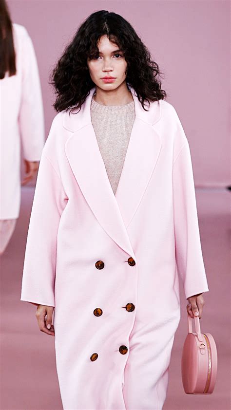 Millennial Pink Has Engulfed New York Fashion Week | Fashion News ...