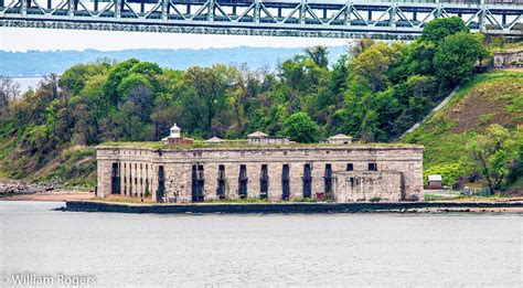 Fort Wadsworth Photograph by William E Rogers - Fine Art America