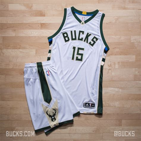 Milwaukee Bucks unveil new home, road jerseys - Sports Illustrated