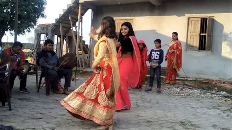 Nepali folk dance 1 - YouTube