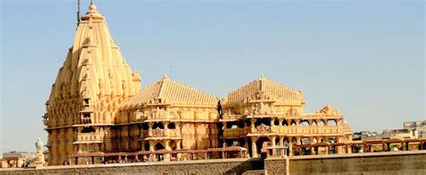 12 Jyotirlinga Tour Package 2022 Cost @ Rs. 57,500 PP