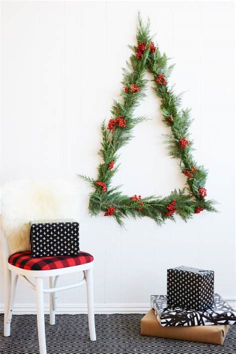 35 Best Christmas Wall Decor Ideas and Designs for 2021