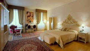 Liassidi Palace Hotel in Venice - VeniceExpert